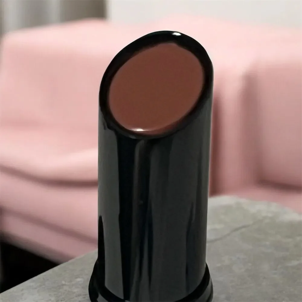 Saie Lip Blur Matte Lipstick Nouveau Blurring Effect 2.5g